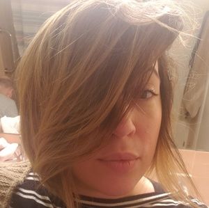 Meet your Posher, Kelly